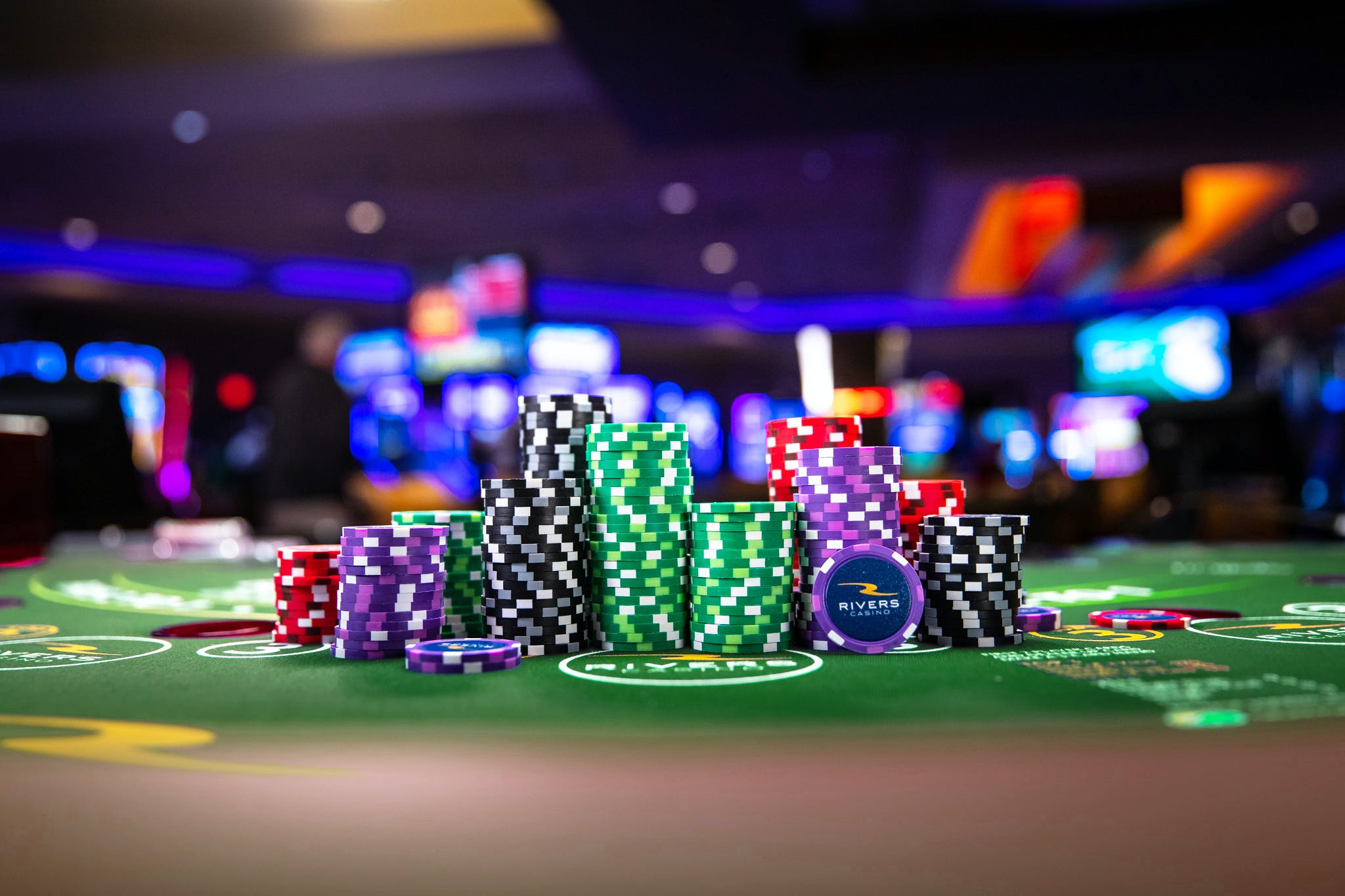 Gibt es eine Beziehung zwischen Glück im Casino und dem gewinnenden Slots-Maschinen?